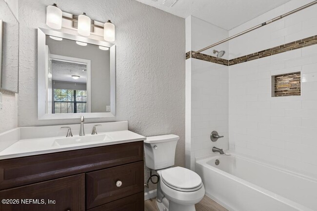 Building Photo - 425 Timberwalk Ct