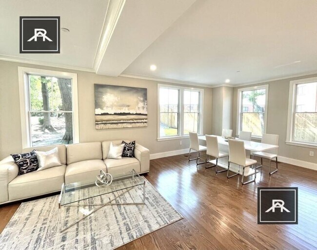 Building Photo - 3 bedroom in Brighton MA 02135