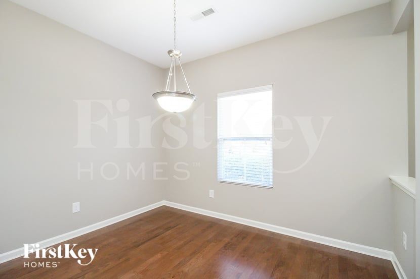 Building Photo - 2456 Autumn Mist Dr