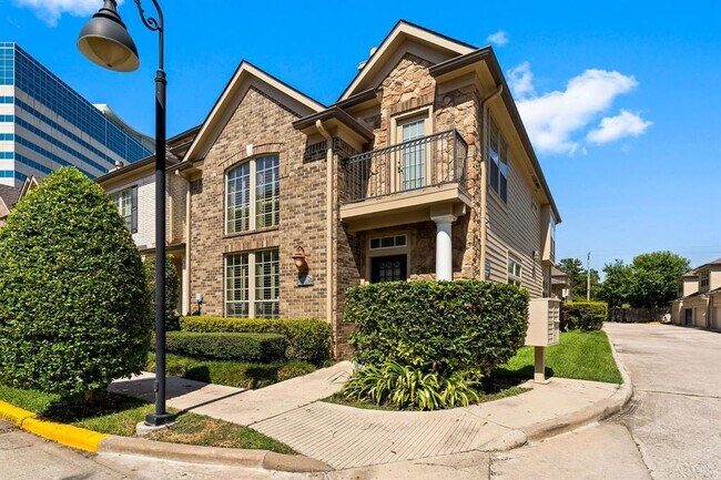 Primary Photo - 1038 Memorial Village Dr