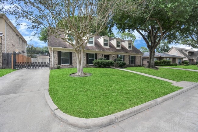 Building Photo - 12710 Barryknoll Ln
