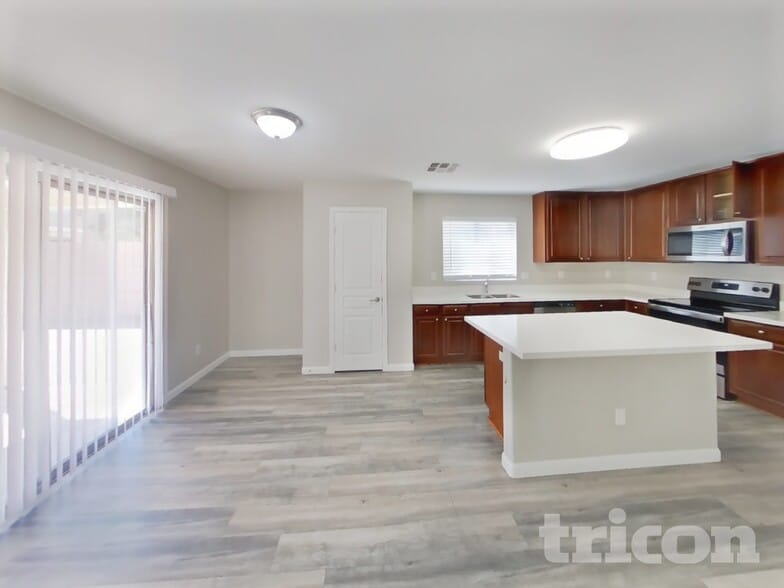 Building Photo - 12367 W Turney Ave