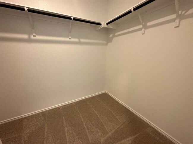 Building Photo - 1404 Marley