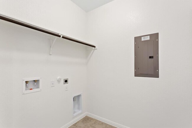 Building Photo - 328 Prato Pl