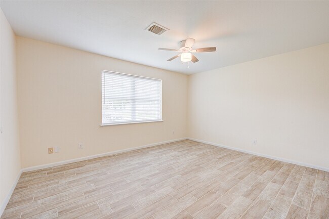 Building Photo - 630 Martin Luther King Rd