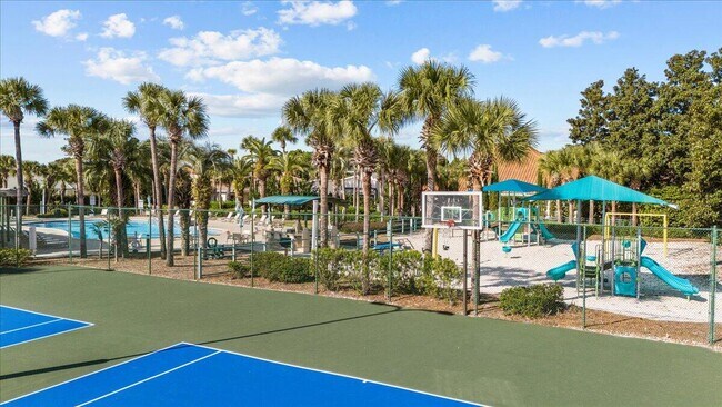 Building Photo - 4751 Papaya Park