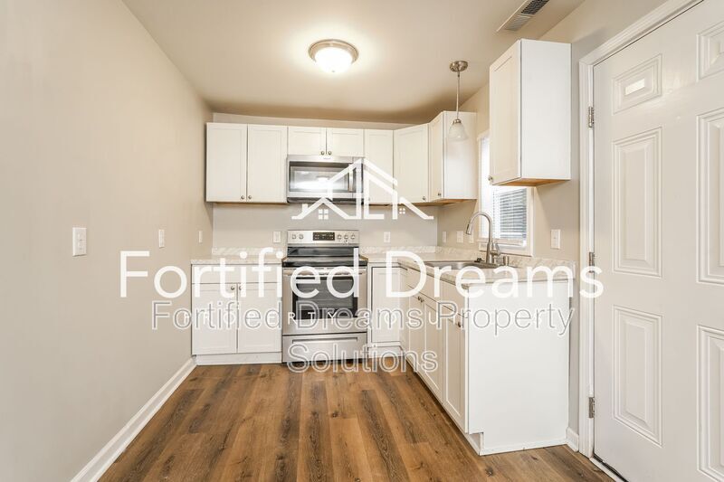 Building Photo - 3718 Tech Ave