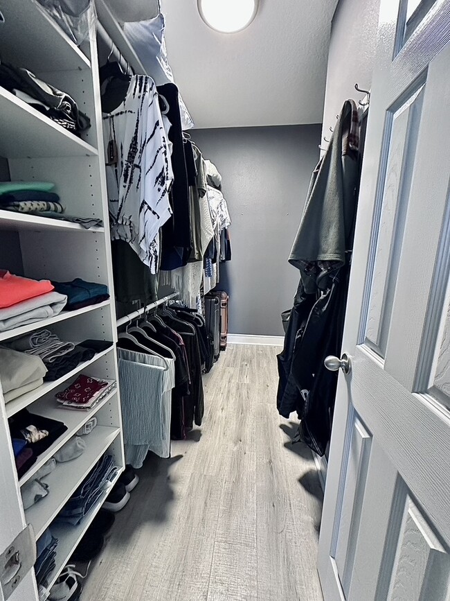 Building Photo - 107 Monroe View Trail