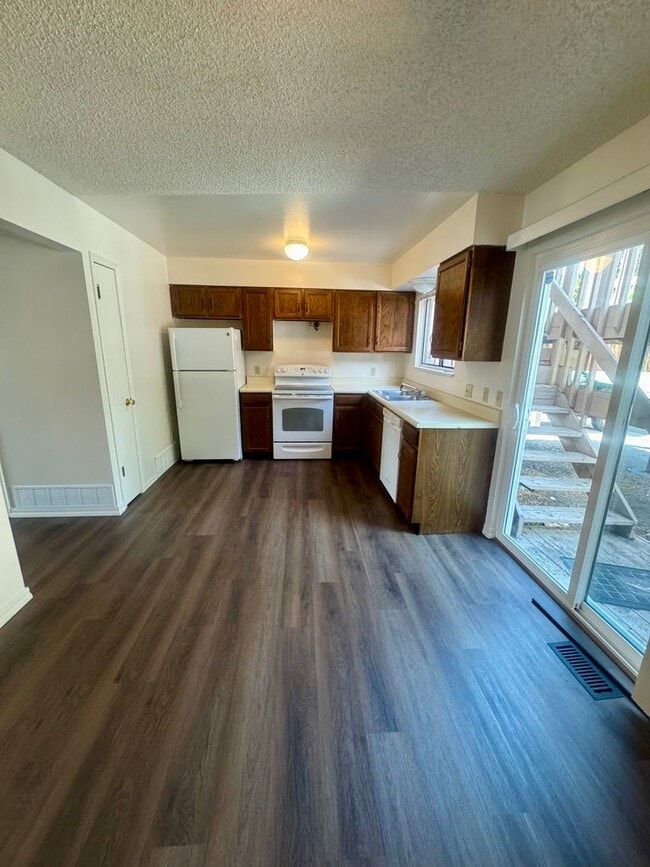 Building Photo - 4710 N Carefree Cir