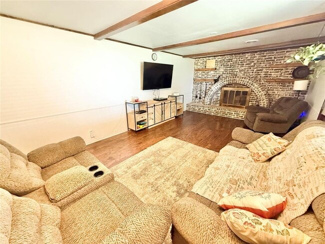 Building Photo - 1305 E Andy St