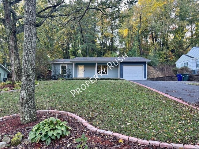 Primary Photo - 1110 Fernway Cir