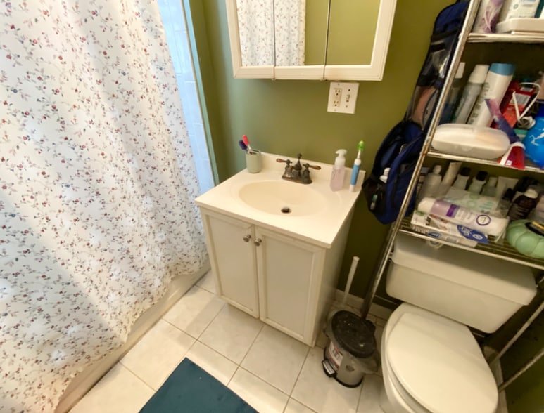 Building Photo - 24 Willis St