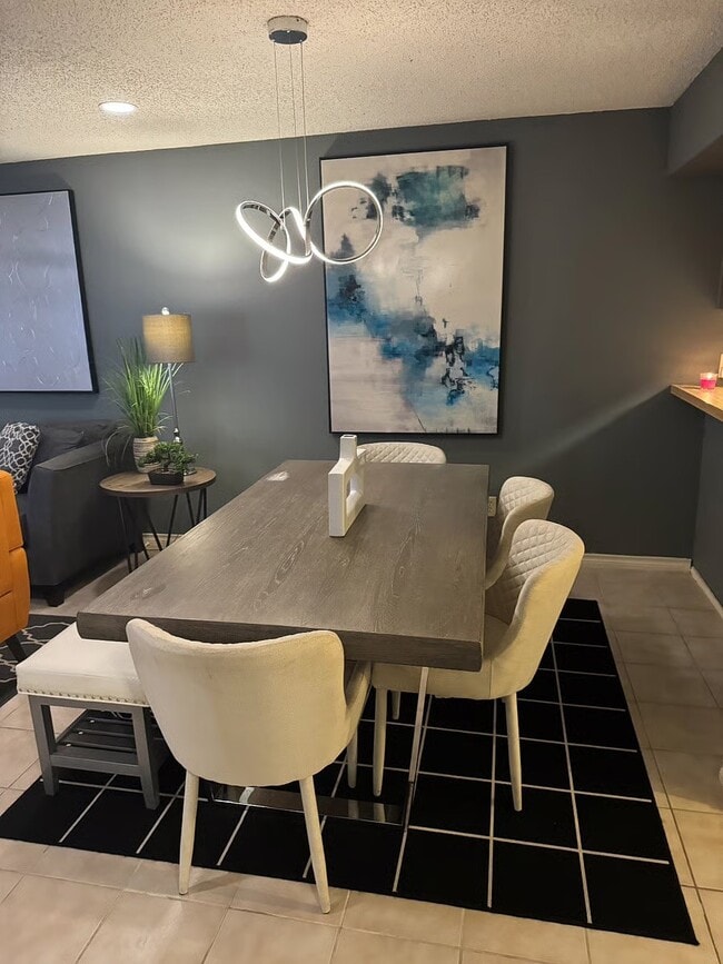 Building Photo - 3131 Southwest Fwy