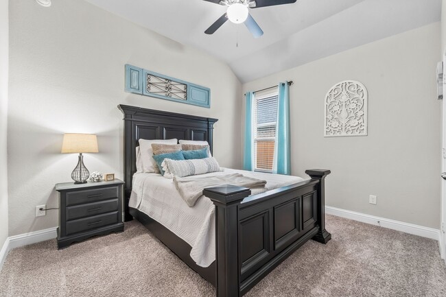 Building Photo - 15414 Greenford Glen Dr