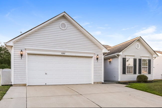 Building Photo - 5207 Hildreth Court