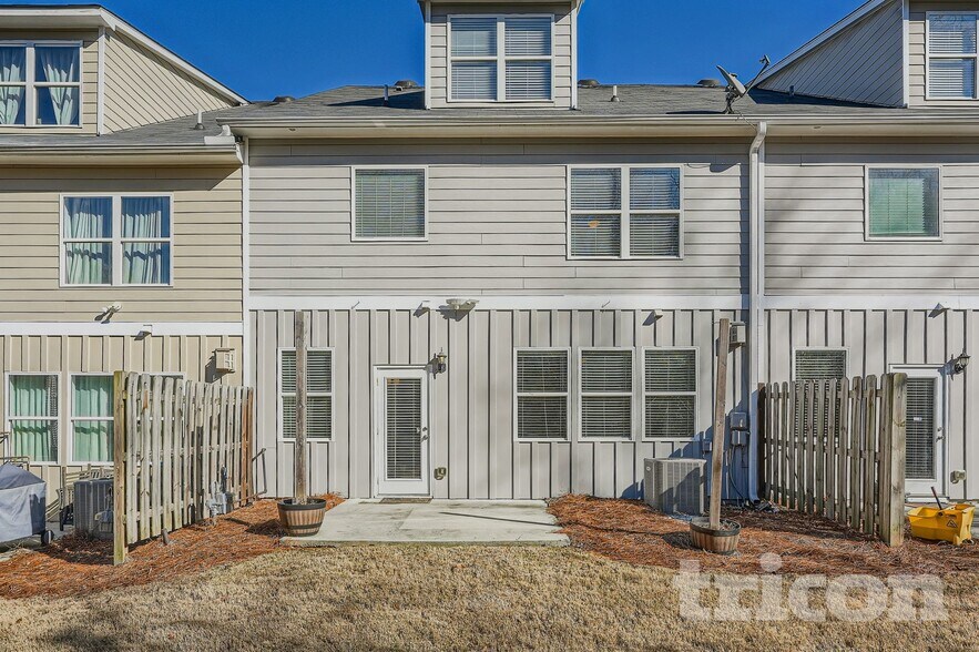 Building Photo - 1012 Candela Ln