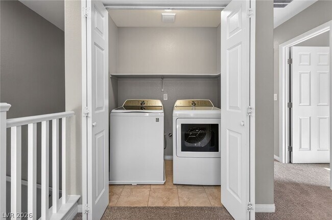 Building Photo - 5663 N Balsam St