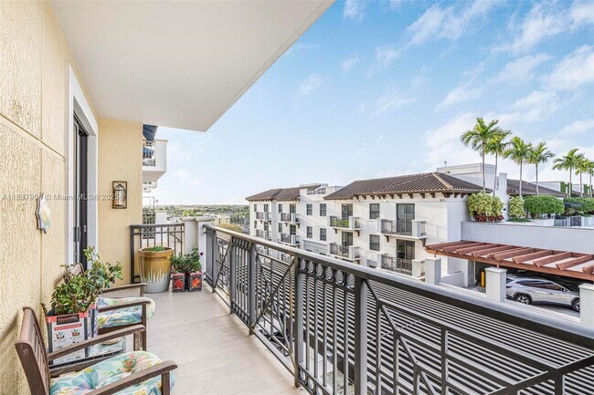 Building Photo - 8395 SW 73rd Ave
