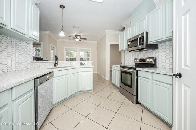 Building Photo - 15208 Lisa Dr