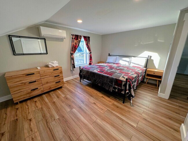 Building Photo - 571 US-3