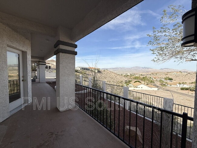 Building Photo - 2917 Desert Vista Dr