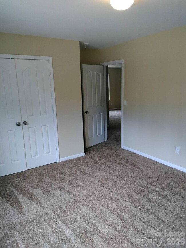 Building Photo - 7708 E Lane Dr