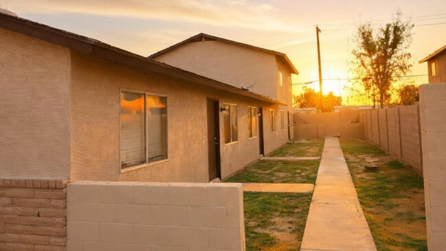 Building Photo - 6440 E Alder Ave