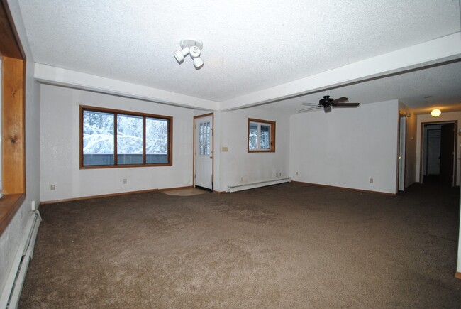 Building Photo - 795 Keeling Rd