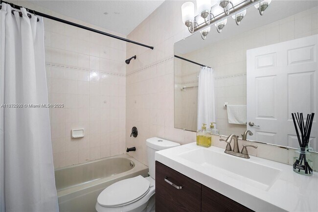 Building Photo - 15233 NW 87th Ct