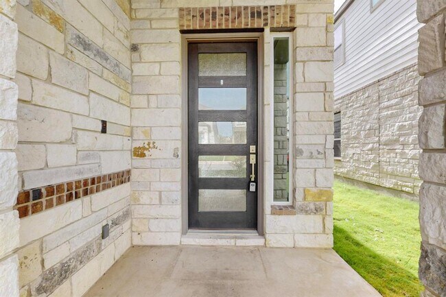 Building Photo - 1531 N Red Bud Ln