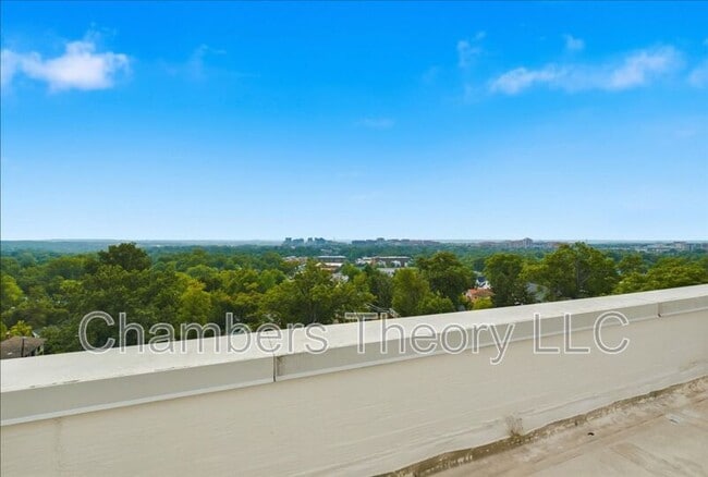 Building Photo - 4201 Cherry Hill Rd