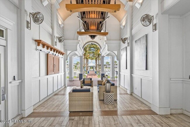 Building Photo - 70 Stargaze Ln