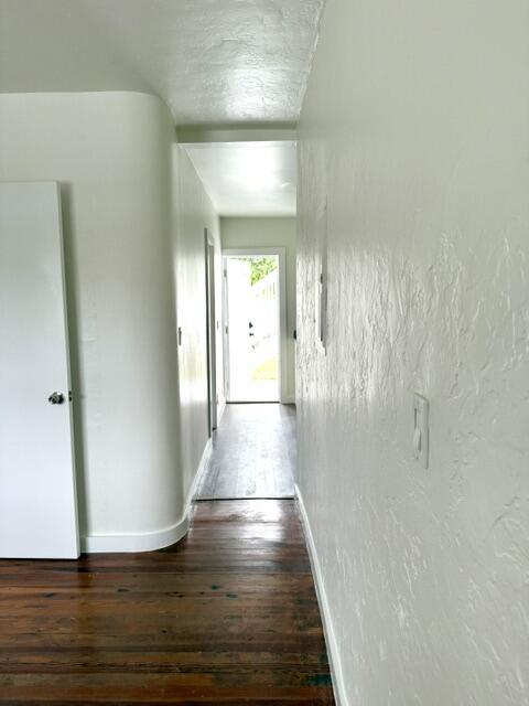 Building Photo - 715 2nd Ave S