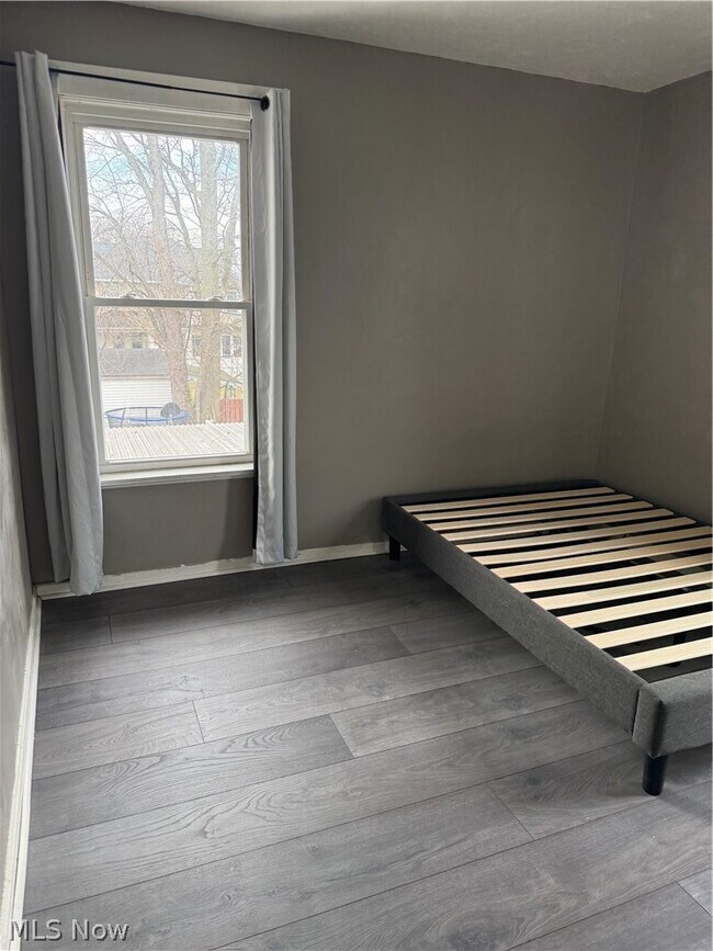 Building Photo - 1460 Elmwood Ave