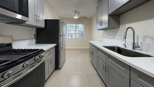 Building Photo - 3980 Cedar St