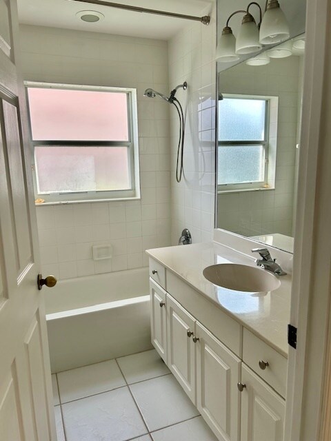 Building Photo - 3694 Miramontes Cir