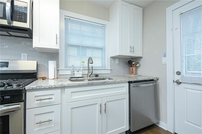Building Photo - 1452 Akridge St NW
