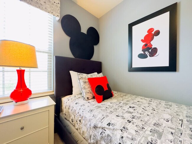 Building Photo - 2463 Tangier Dr