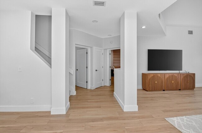 Building Photo - 2237 NW 53rd St