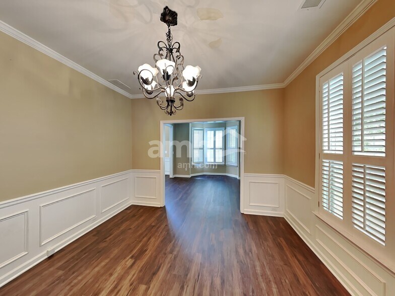 Building Photo - 3380 Lake Breeze Ct