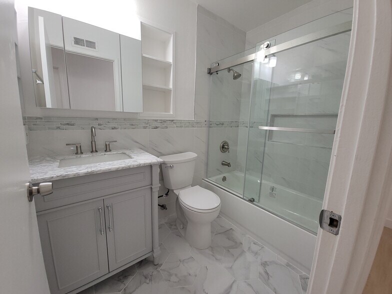 Building Photo - 8287 Lapiz Drive