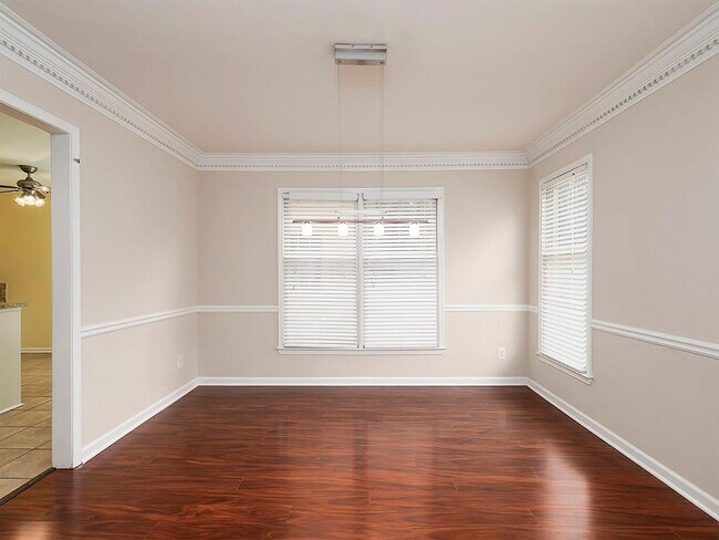 Building Photo - 8950 Carroll Manor Dr