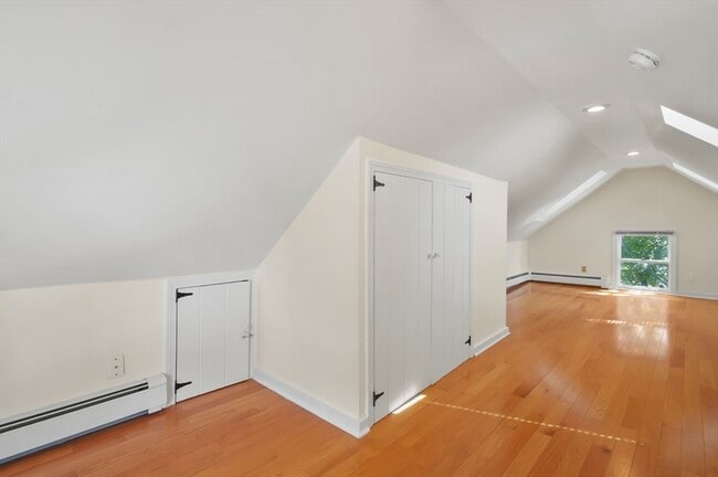 Building Photo - 12 Moulton St