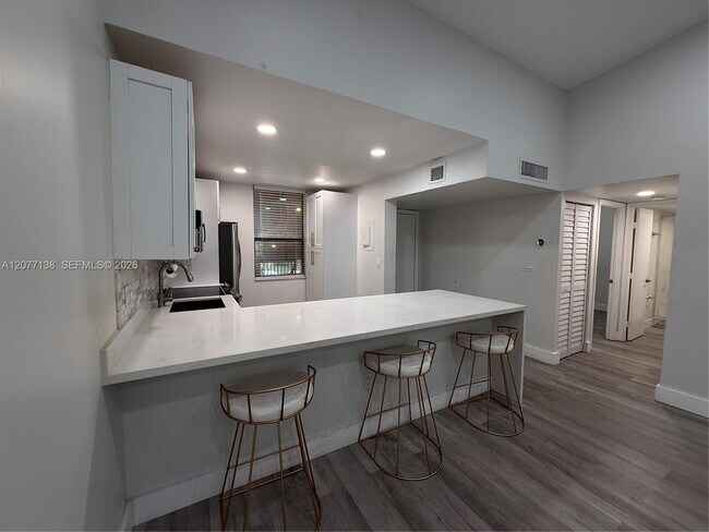 Building Photo - 40 NW 76th Ave