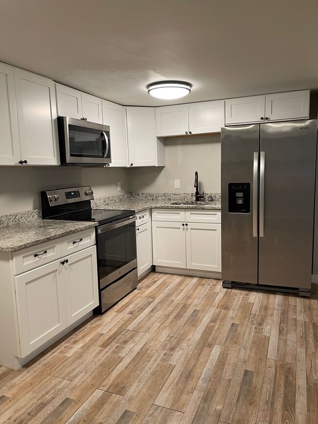 Building Photo - 400 Ave A