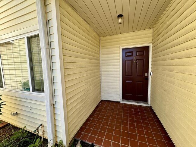 Primary Photo - 1155 Old Monrovia Rd NW