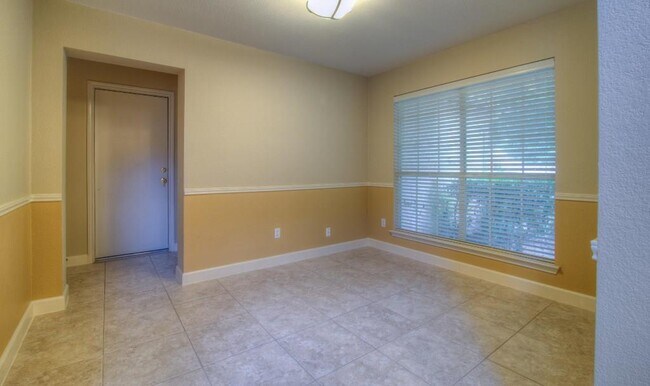 Building Photo - 8701 Corran Ferry Dr