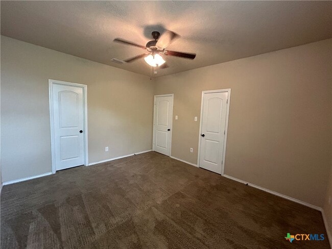 Building Photo - 295 Rosalie Dr