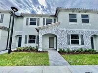 Building Photo - 1141 SE 2nd St