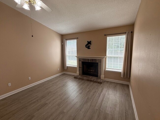 Building Photo - 9697 Leeward Way